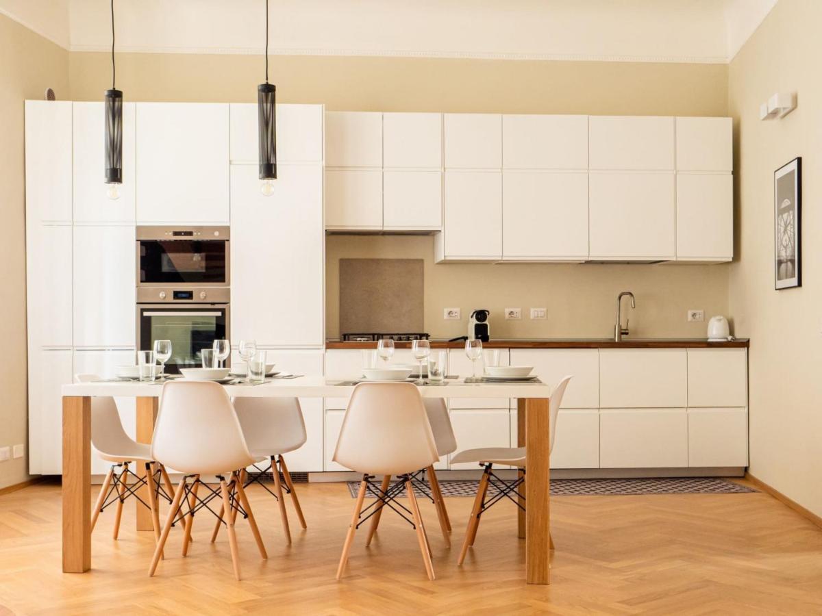 The Best Rent - Cozy Two-Bedrooms Apartment In Pasteur District Milano Exterior foto